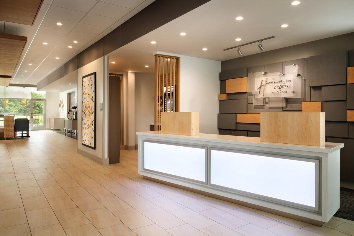 Holiday Inn Express & Suites Findlay North By Ihg Exterior foto